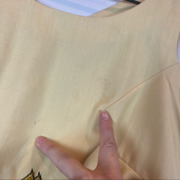 Vintage 60s Floral Beaded Sleeveless Shift Dress Size XS Yellow Mid Century - Picture 7 of 7